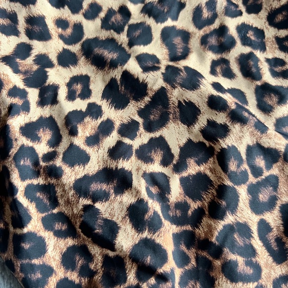 Good American Good Waist Reversible Leopard Swim Bottoms - Picture 14 of 16